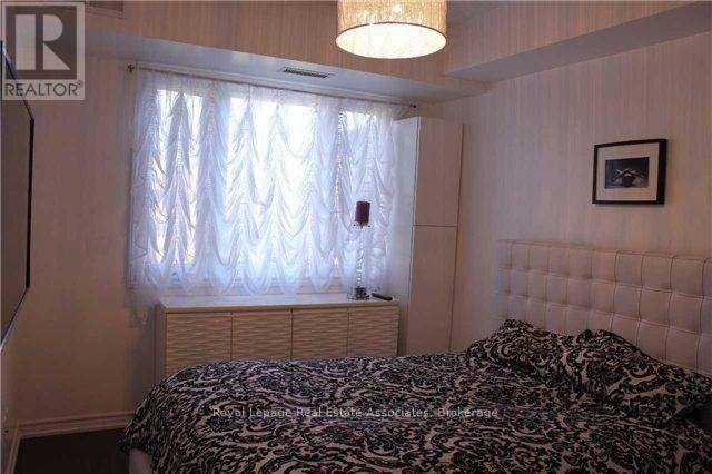 Mississauga (mississauga Valleys), ON L5A0A1,570 Lolita GDNS #327