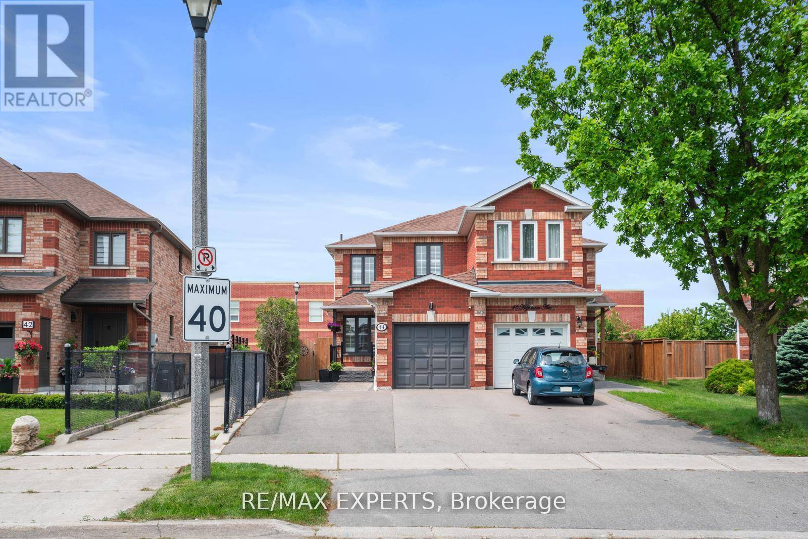 Caledon (bolton East), ON L7E1V9,44 HIGHMORE AVENUE