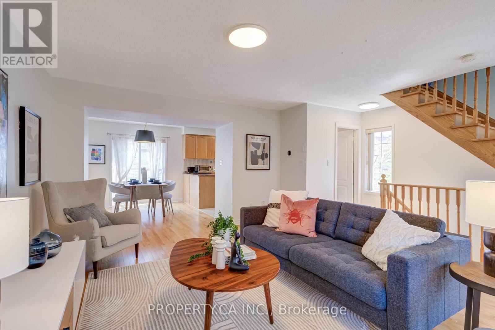 Toronto (york University Heights), ON M3J3T7,365 Murray Ross Pkwy #33
