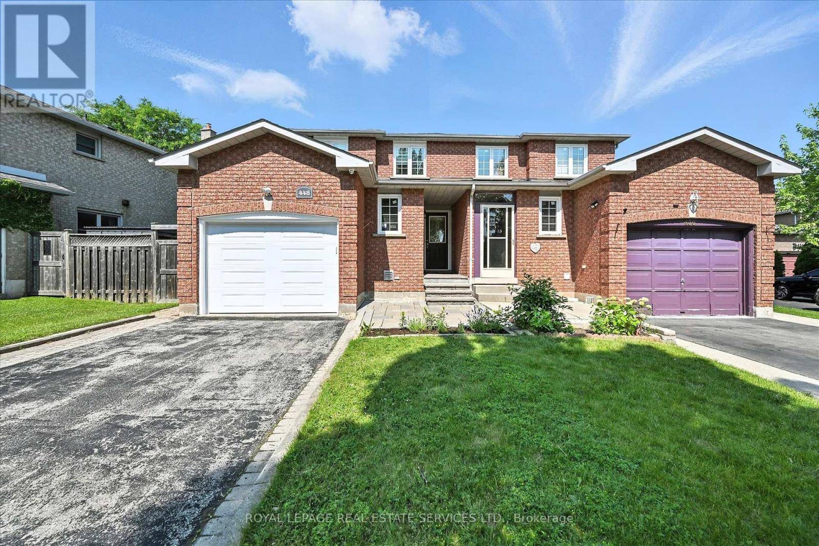 Oakville (ro River Oaks), ON L6H5X4,448 MARLATT DRIVE