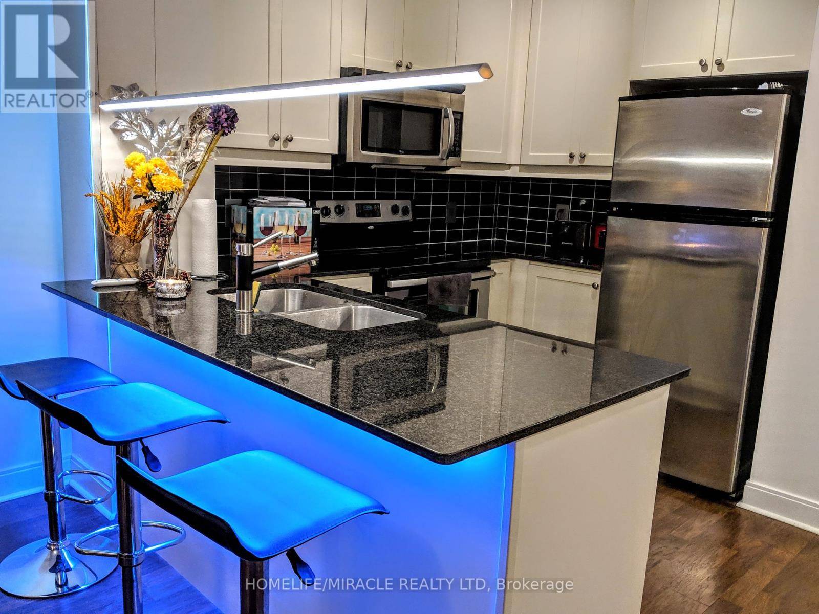 Mississauga (city Centre), ON L4Z0A8,50 Absolute AVE #404