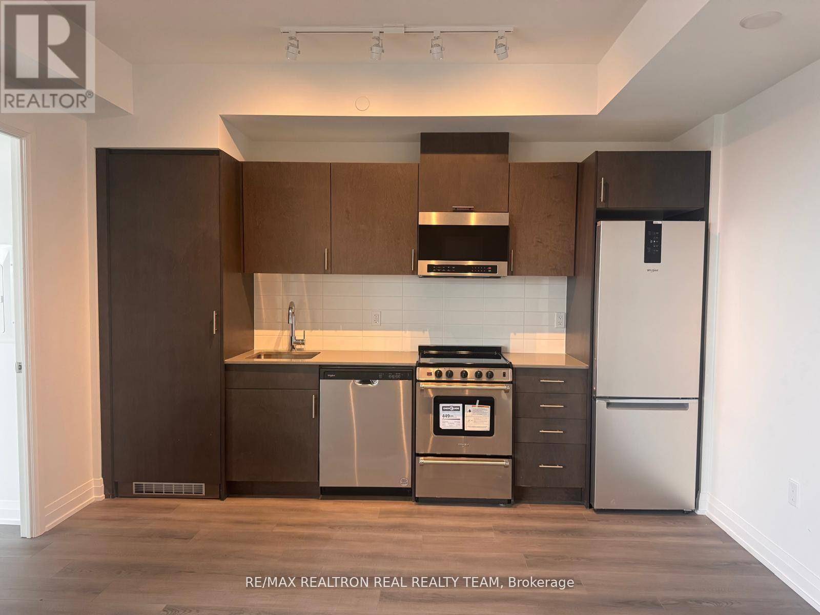 Oakville (jm Joshua Meadows), ON L6H7X8,412 Silver Maple RD #625