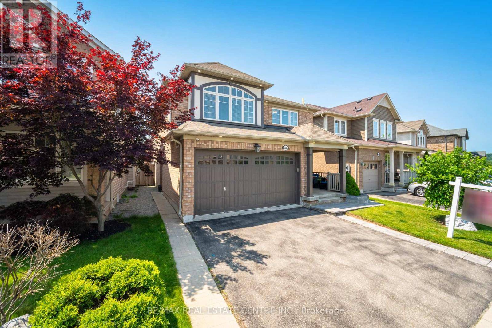 Milton (ha Harrison), ON L9T7T1,996 SAVOLINE BOULEVARD