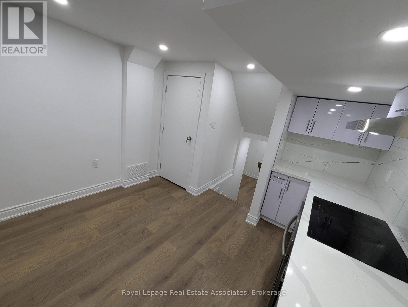 Brampton (heart Lake West), ON L6Z1E6,4 Lansing SQ #Basement