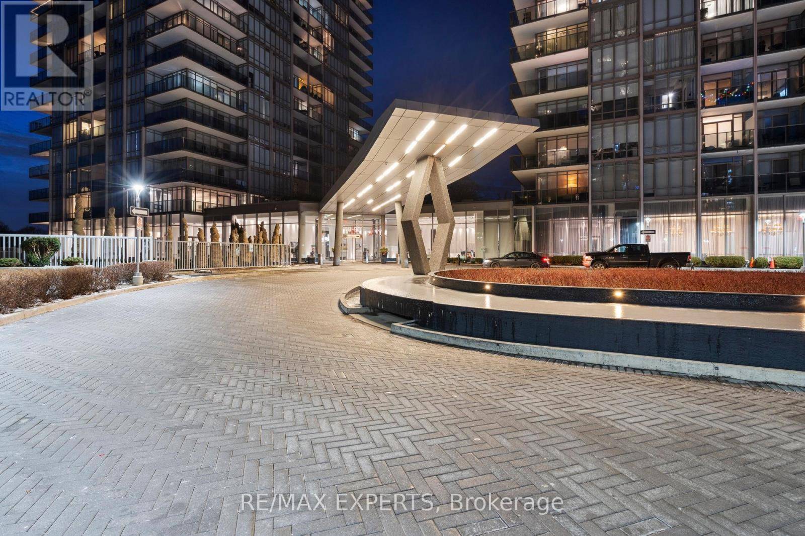 Toronto (mimico), ON M8Y0B6,90 Park Lawn RD #PH-3007