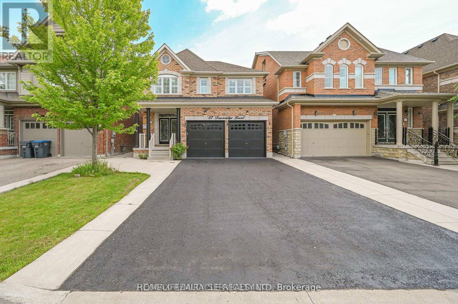 Caledon, ON L7C3V3,87 Fawnridge RD #Bsmt