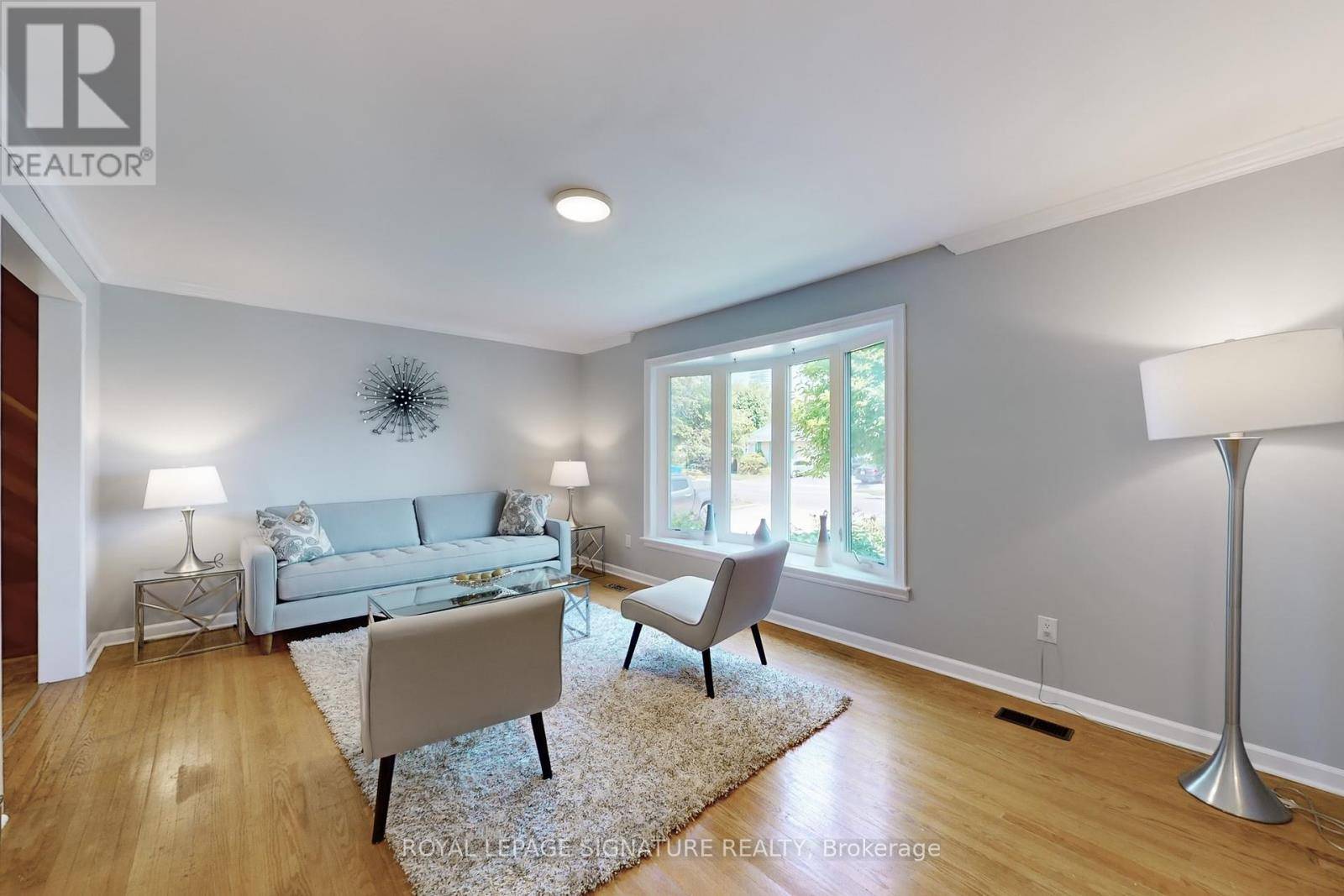 Brampton (brampton East), ON L6W2X7,61 CENTRE STREET S