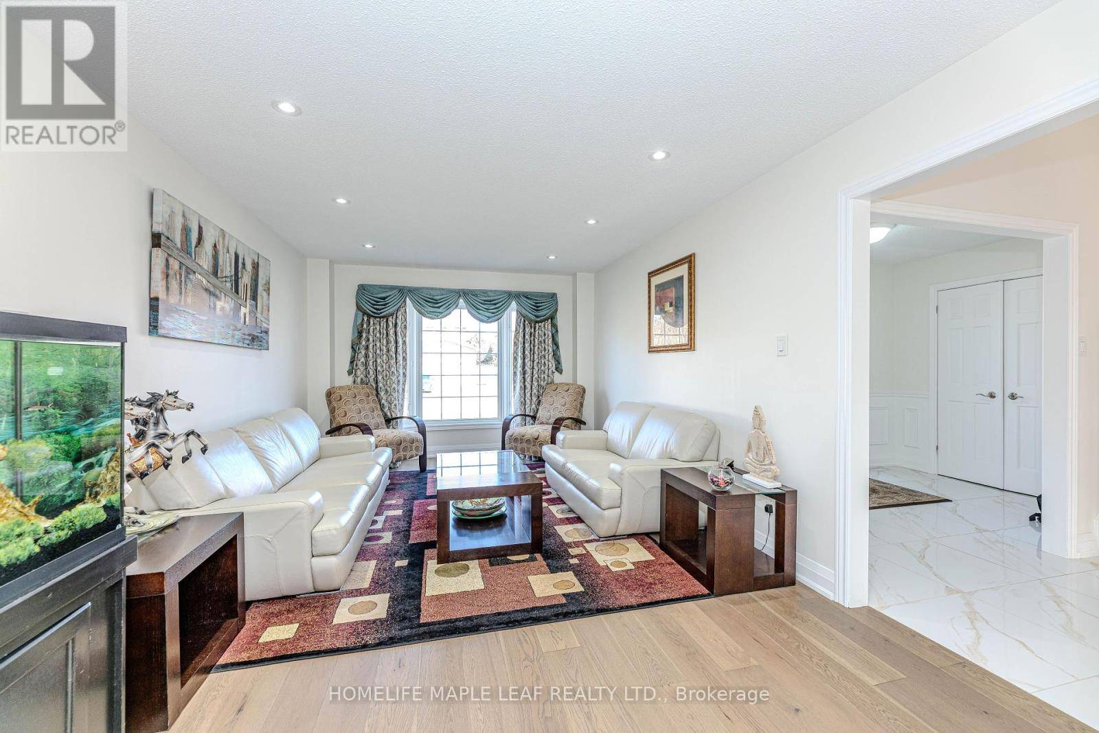 Oakville (ga Glen Abbey), ON L6M2J7,1310 GREENRIDGE CIRCLE