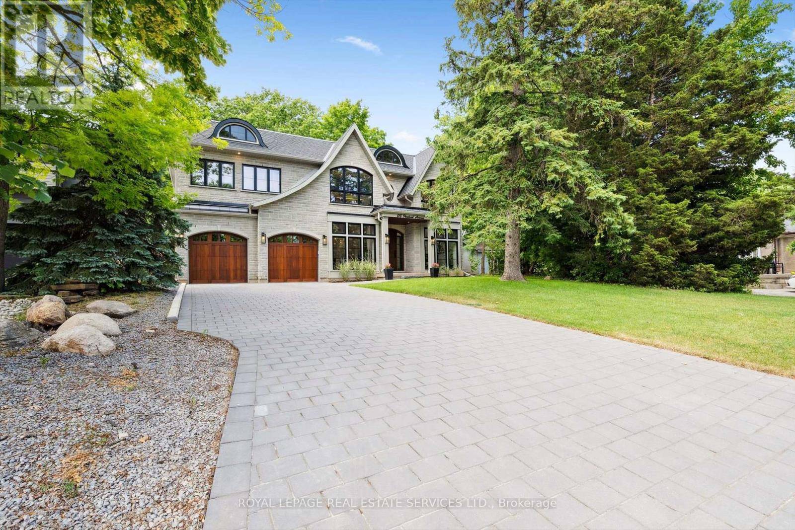 Oakville (wo West), ON L6K1Z9,515 PINELAND AVENUE