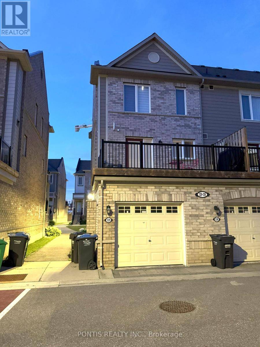 Brampton (bram West), ON L6Y6G2,1 BECKENROSE COURT