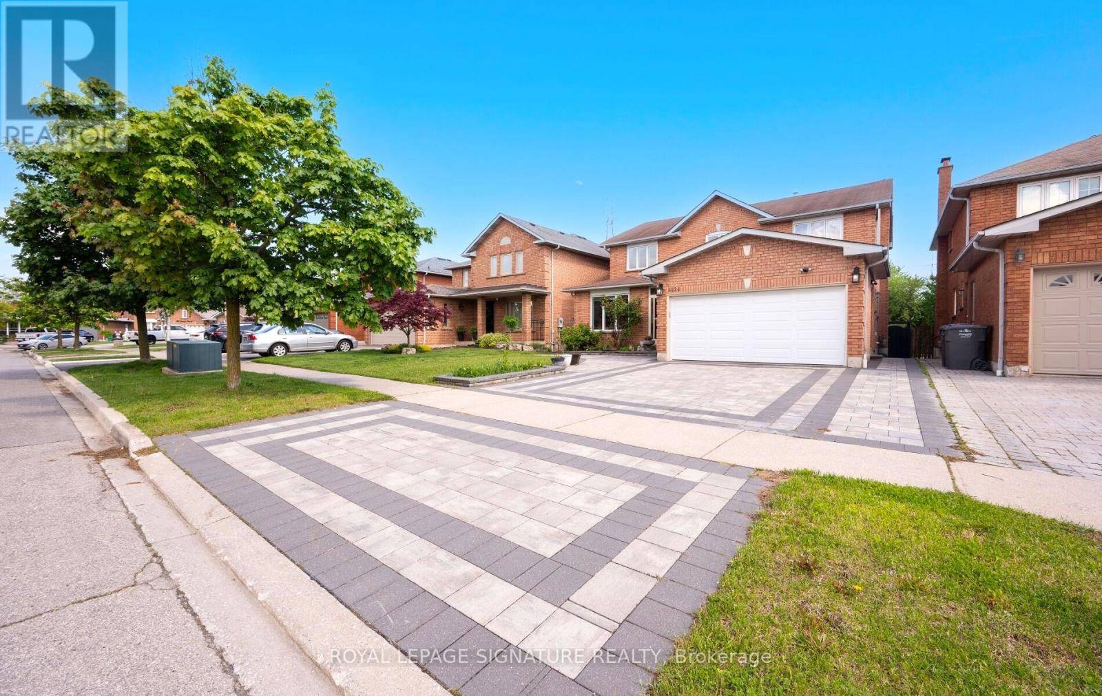 Mississauga (east Credit), ON L5V1E2,4424 GRASSLAND CRESCENT