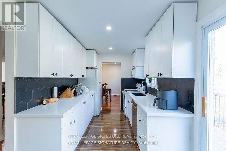 Mississauga (rathwood), ON L4W2E5,1737 Branchwood PARK #Main