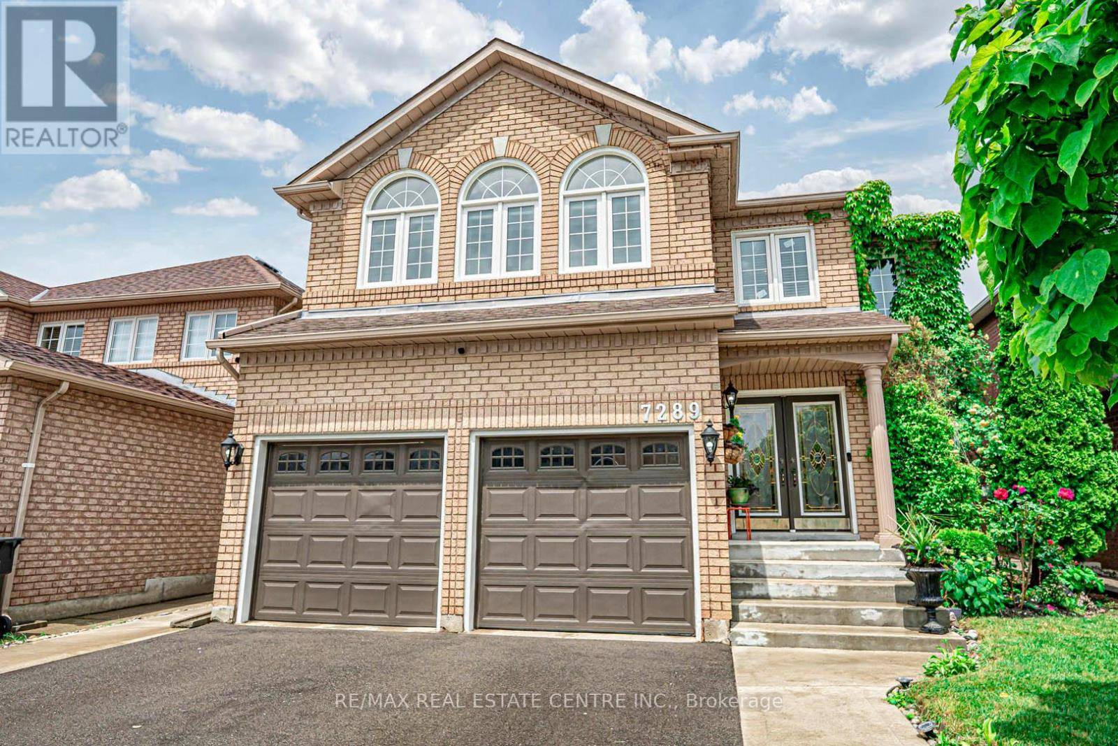 Mississauga (lisgar), ON L5N7L8,7289 TERRAGAR BOULEVARD