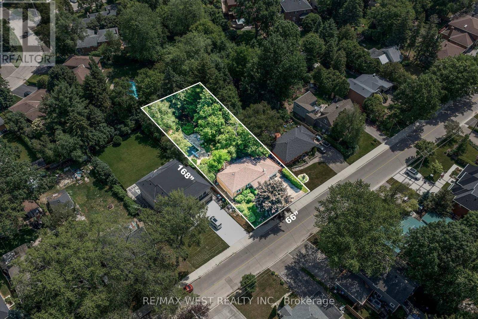 Mississauga (mineola), ON L5G4B6,1569 KENMUIR AVENUE