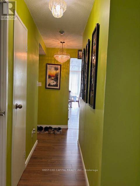 Toronto (mount Olive-silverstone-jamestown), ON M9V5E4,21 Markbrook LN #602