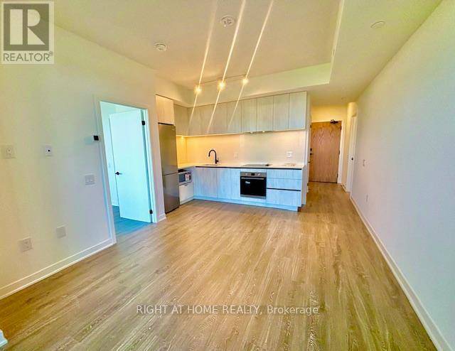 Mississauga (central Erin Mills), ON L5M2V8,2495 Eglinton AVE West #1202
