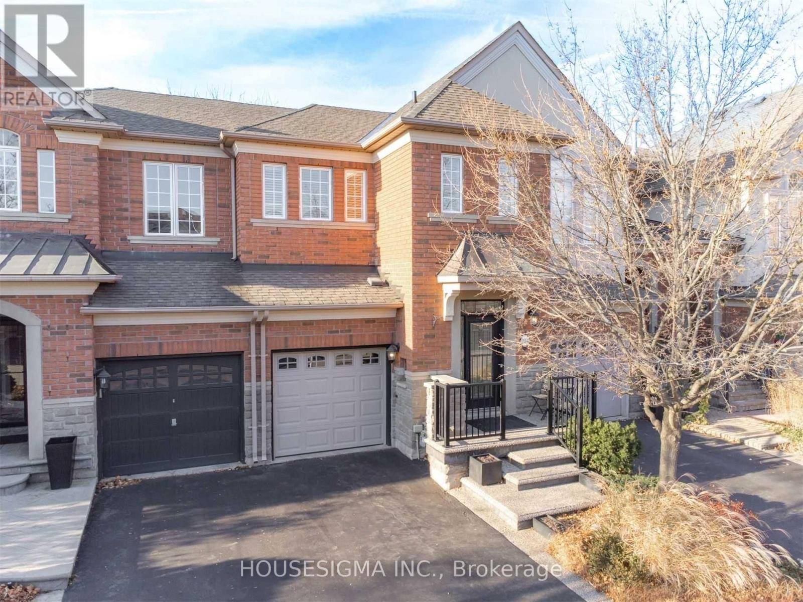 Oakville (br Bronte), ON L6L6T7,244 TAWNY CRESCENT