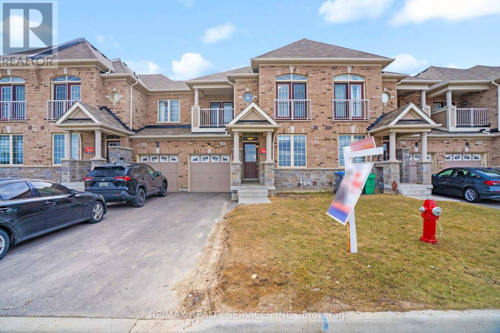 Brampton (sandringham-wellington North), ON L6R4B2,25 ENCLAVE TRAIL S