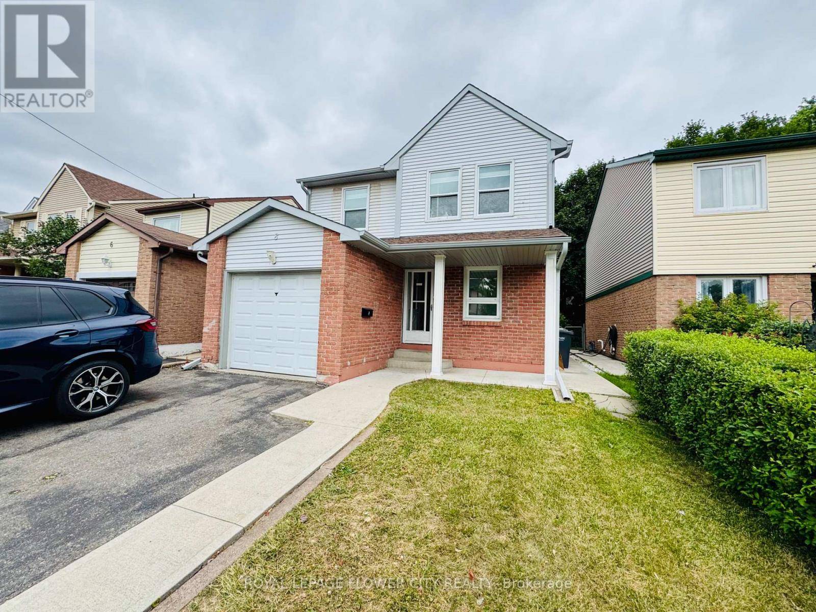 Brampton (northgate), ON L6S3T6,8 JUNEWOOD CRESCENT