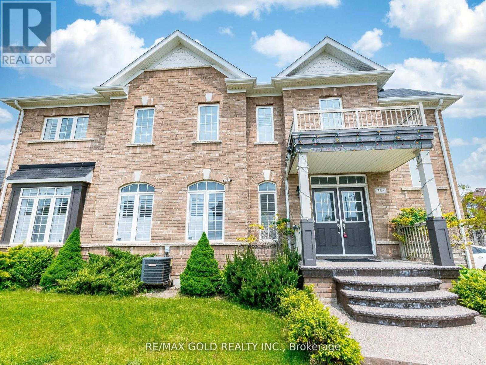 Brampton (northwest Brampton), ON L7A4C9,359 ROBERT PARKINSON DRIVE