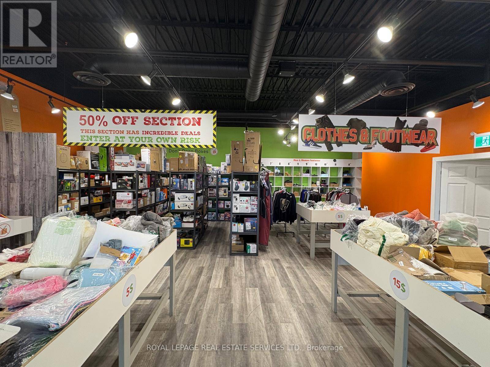 Mississauga (western Business Park), ON L5K2M6,2575 Dundas ST West #25