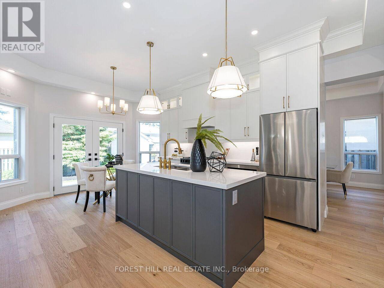 Mississauga (lakeview), ON L5G3Z4,1092 SHAW DRIVE