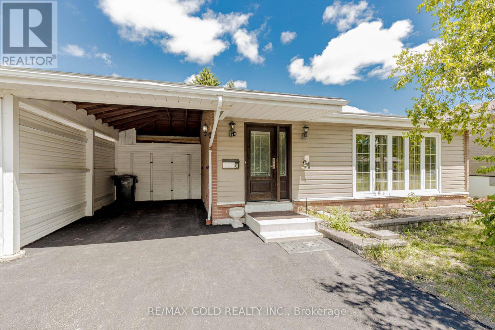 Brampton (avondale), ON L6T2L5,31 BRAEMAR DRIVE