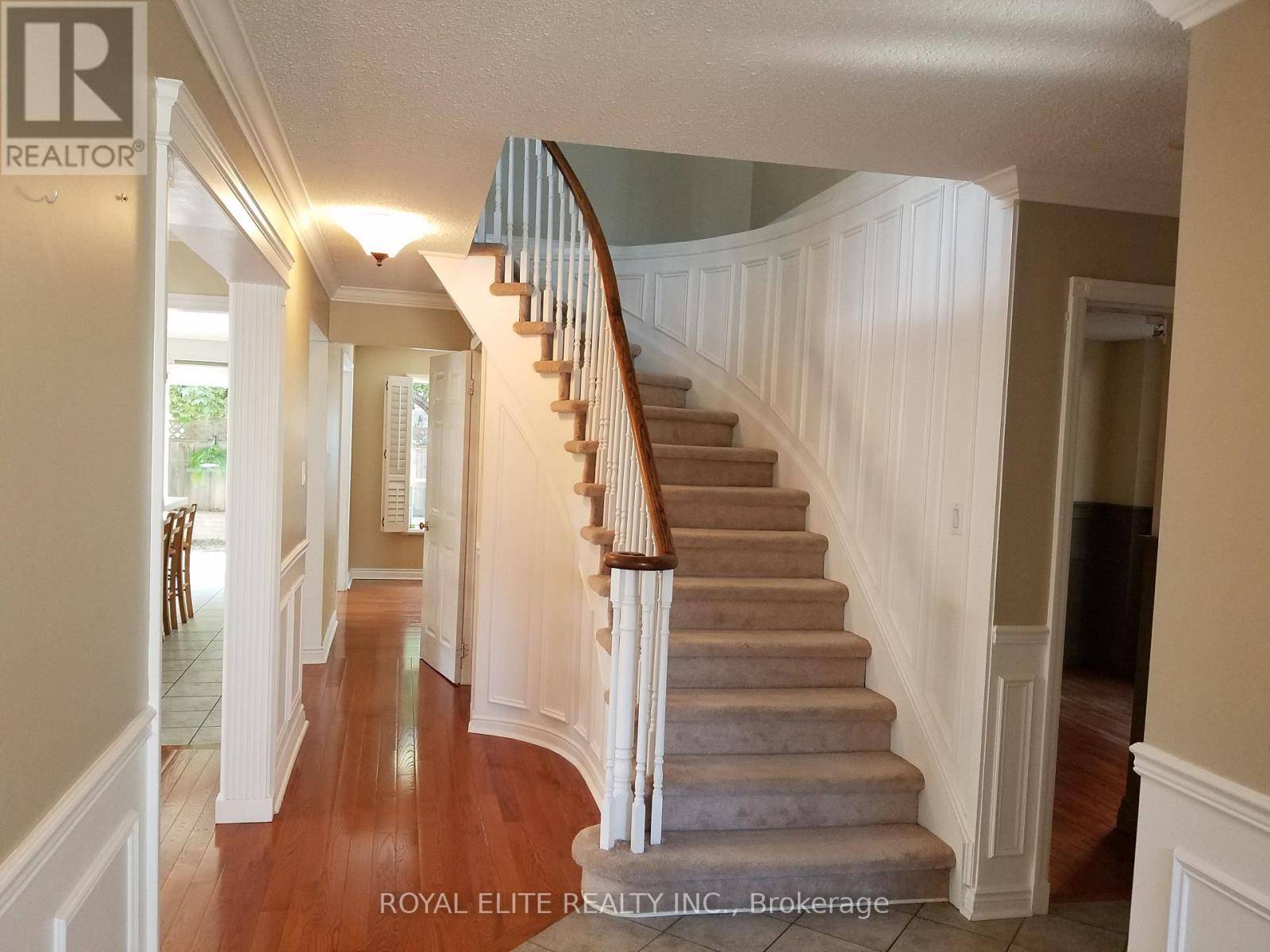 Oakville (cv Clearview), ON L6J6R4,2879 ARLINGTON DRIVE
