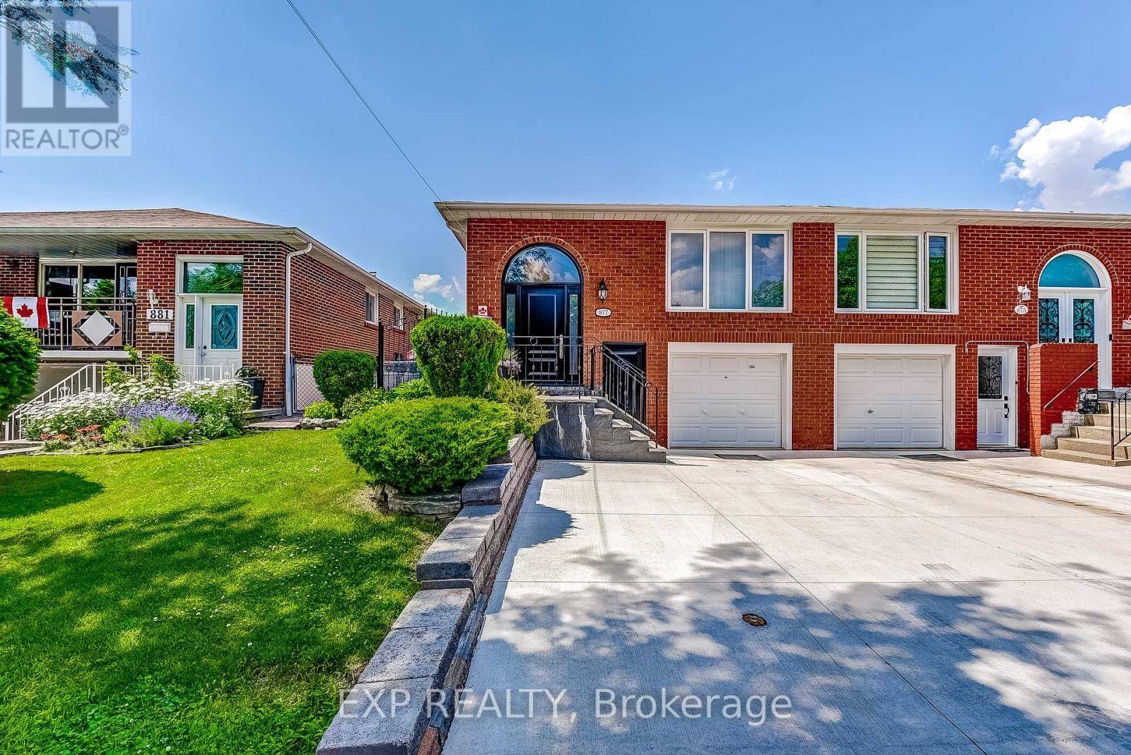 Mississauga (erindale), ON L5C1G5,877 BLAIRHOLM AVENUE