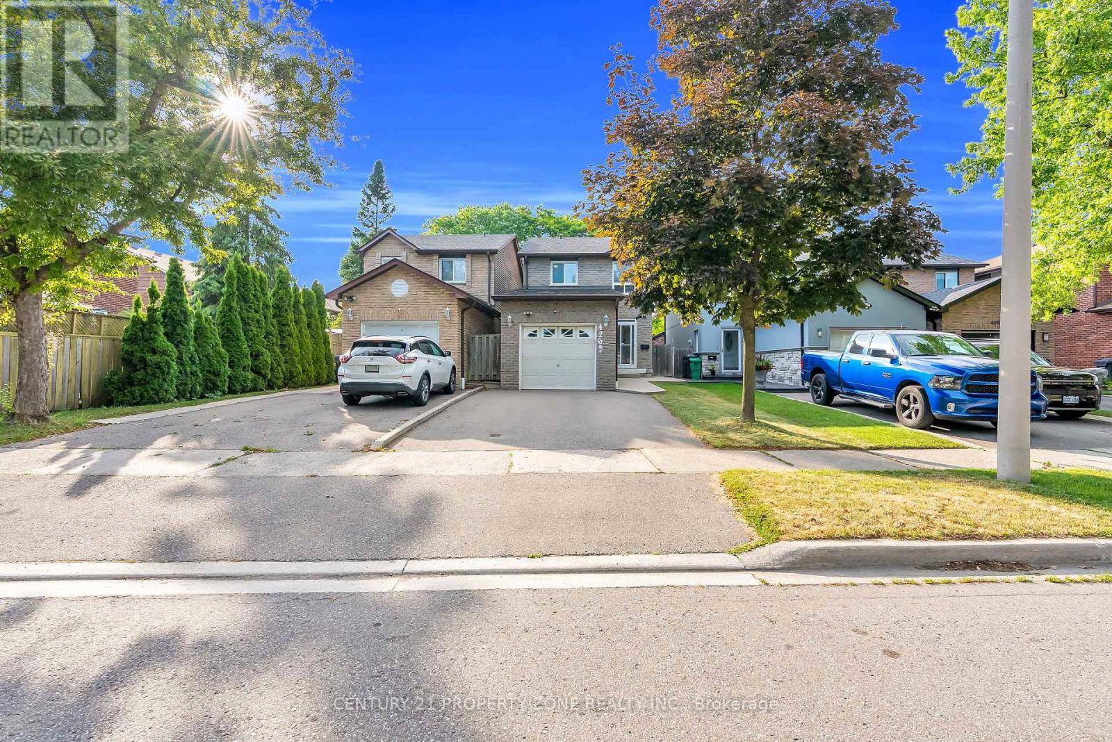 Mississauga (rathwood), ON L4W3M3,4265 LINGFIELD CRESCENT