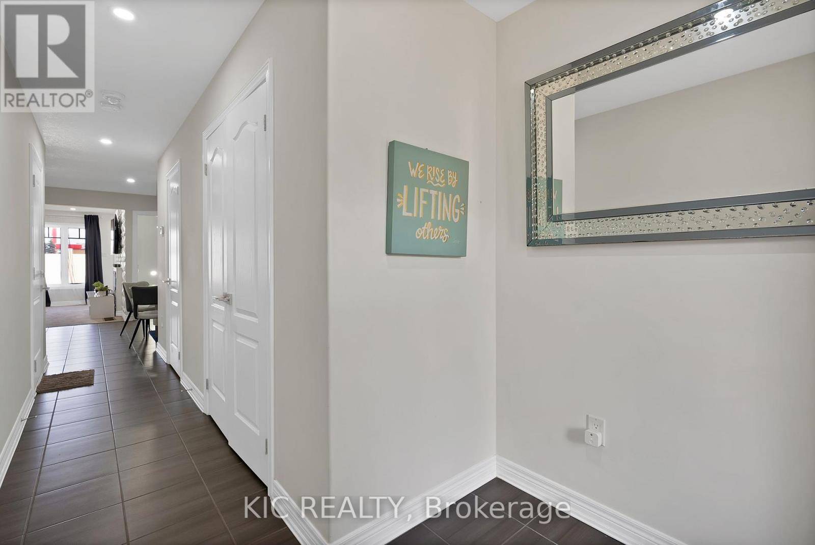 Orangeville, ON L9W7N5,11 WINTERTON COURT