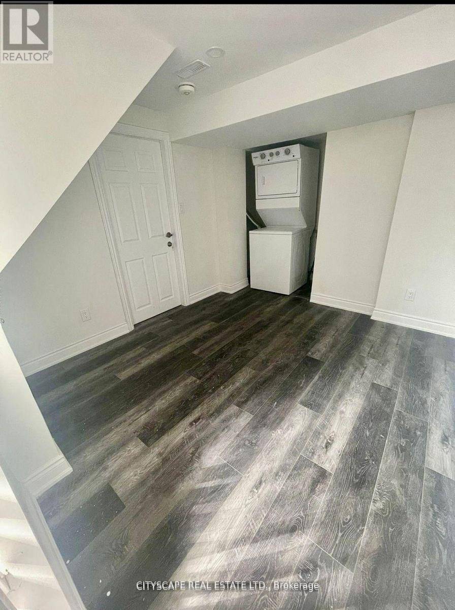 Milton (be Beaty), ON L9T5S8,1048 Zimmerman CRES #B