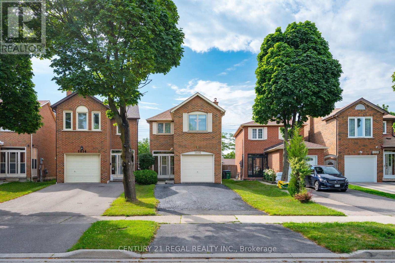 Mississauga (creditview), ON L5C3Z4,1016 WHISPERING WOOD DRIVE