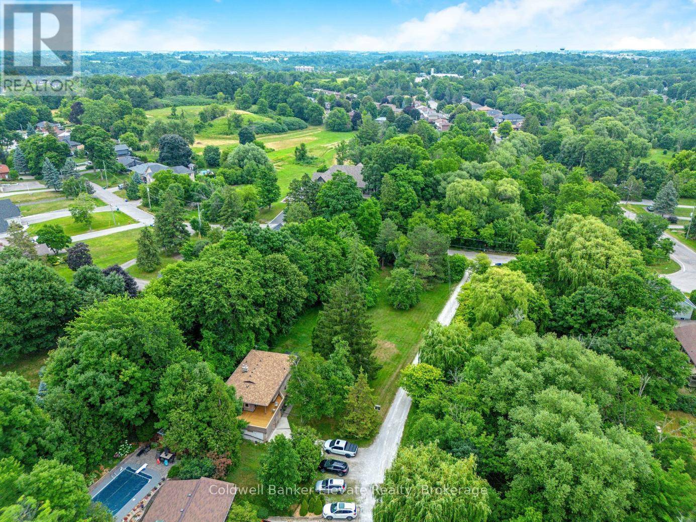 Halton Hills (georgetown), ON L7G2V2,8 ANN STREET