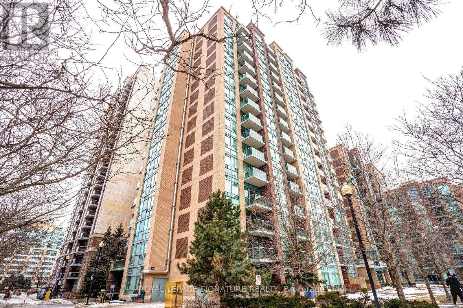 Toronto (islington-city Centre West), ON M9A0A4,7 Michael Power PL #1503