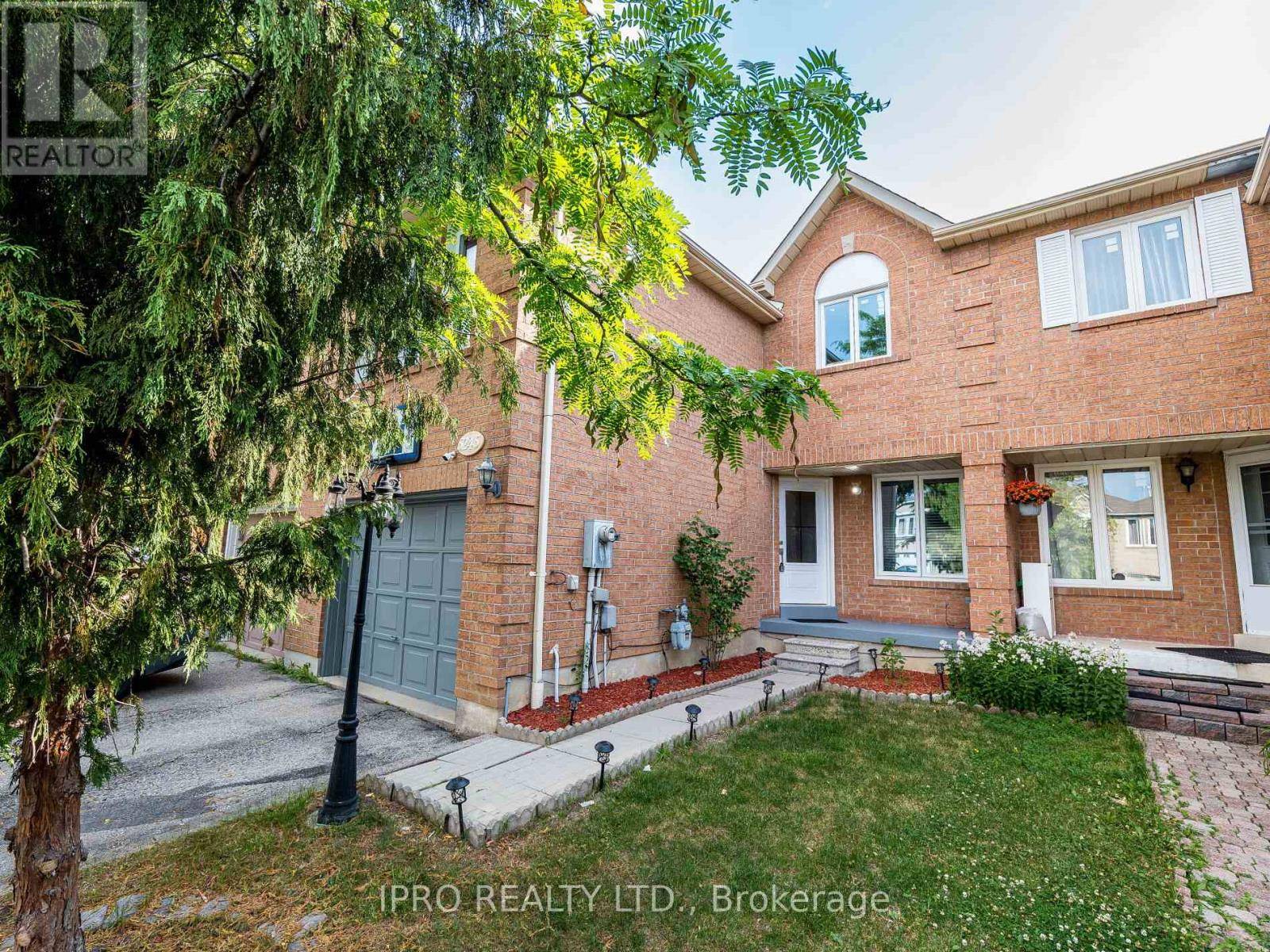 Mississauga (east Credit), ON L5V1T3,5245 CINNAMON ROAD