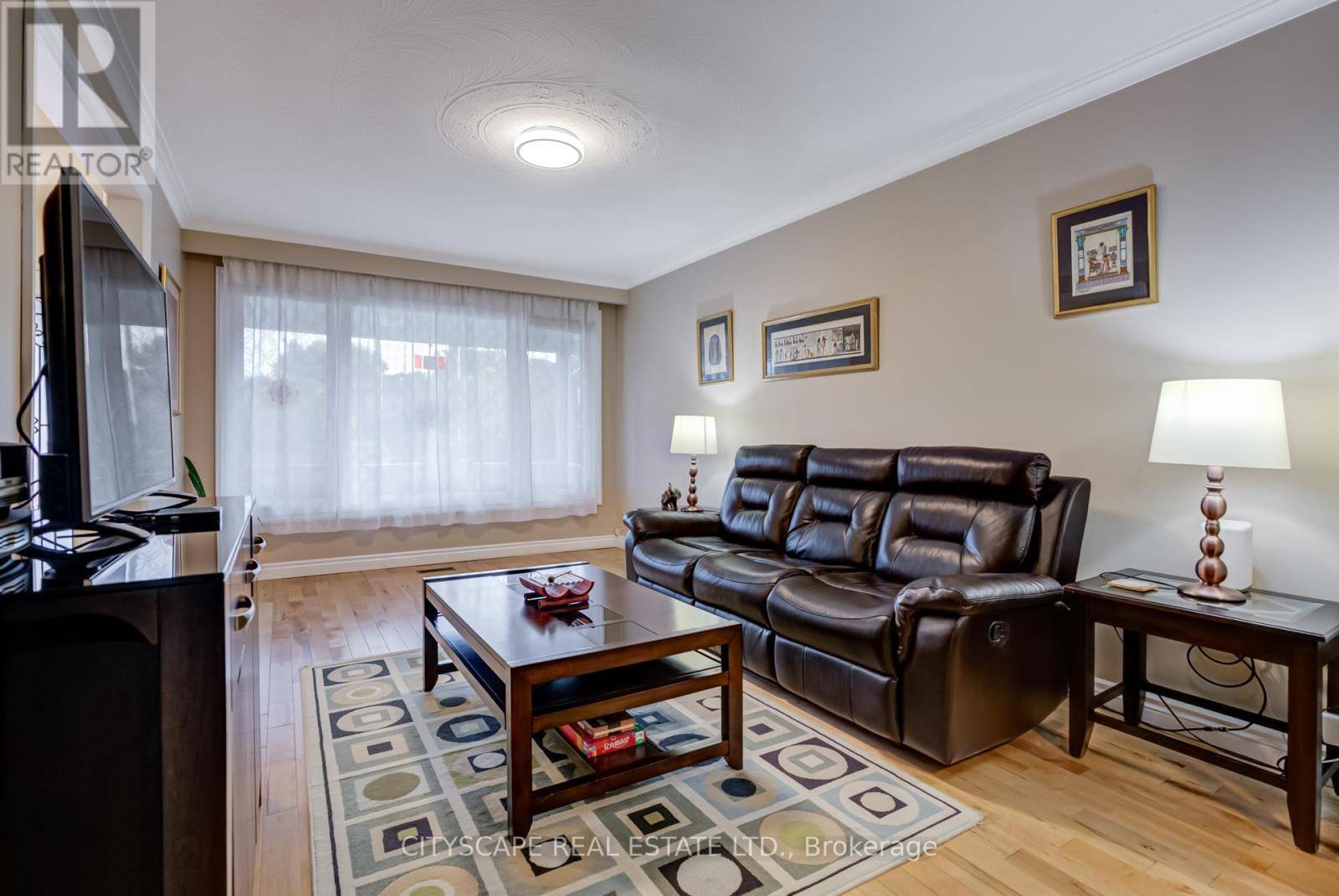 Mississauga (lakeview), ON L5E2A9,1411 ALEXANDRA AVENUE