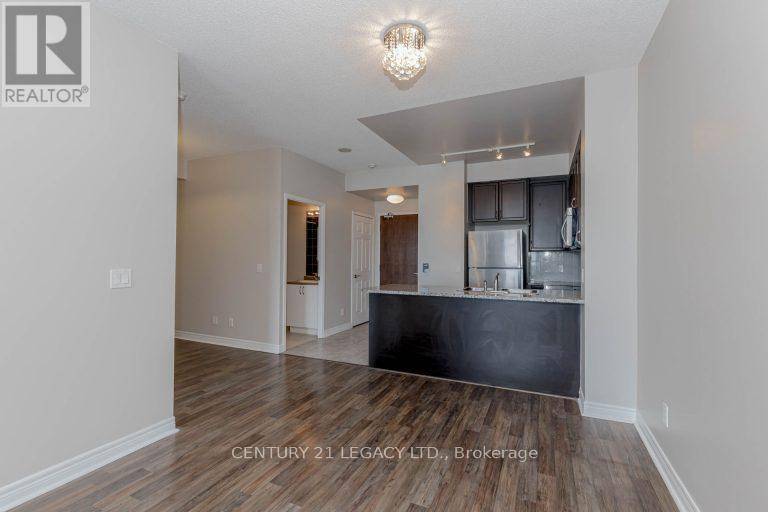 Mississauga (city Centre), ON L5B0K6,339 RATHBURN RD West #1107