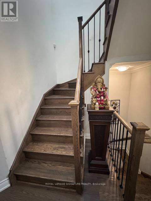 Brampton (bram West), ON L6Y6C2,14 VETCH STREET