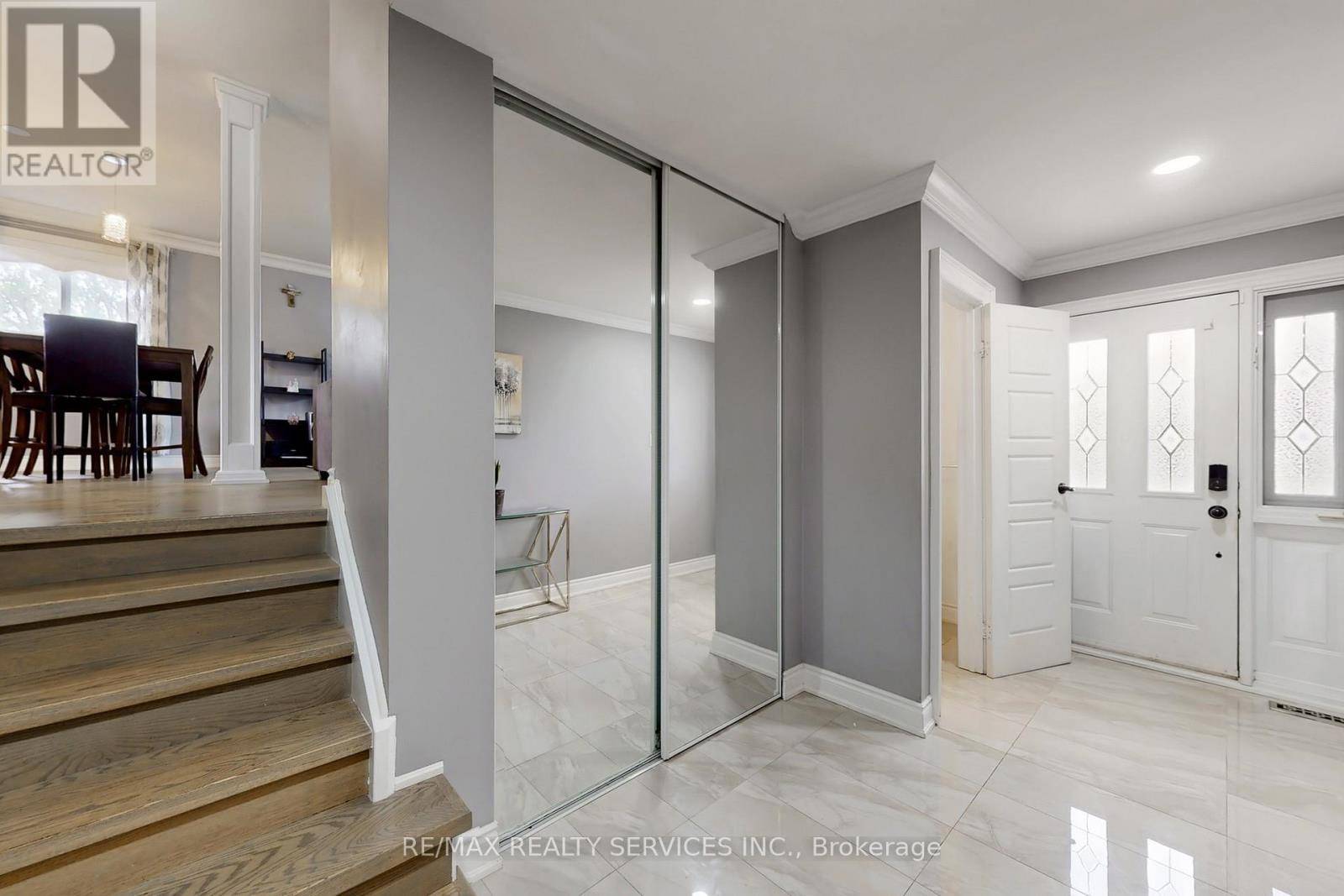Brampton (northgate), ON L6S1K7,53 GENEVA CRESCENT