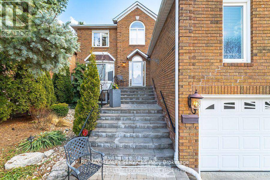 Brampton (snelgrove), ON L6Z3J6,41 CHRISTIE DRIVE