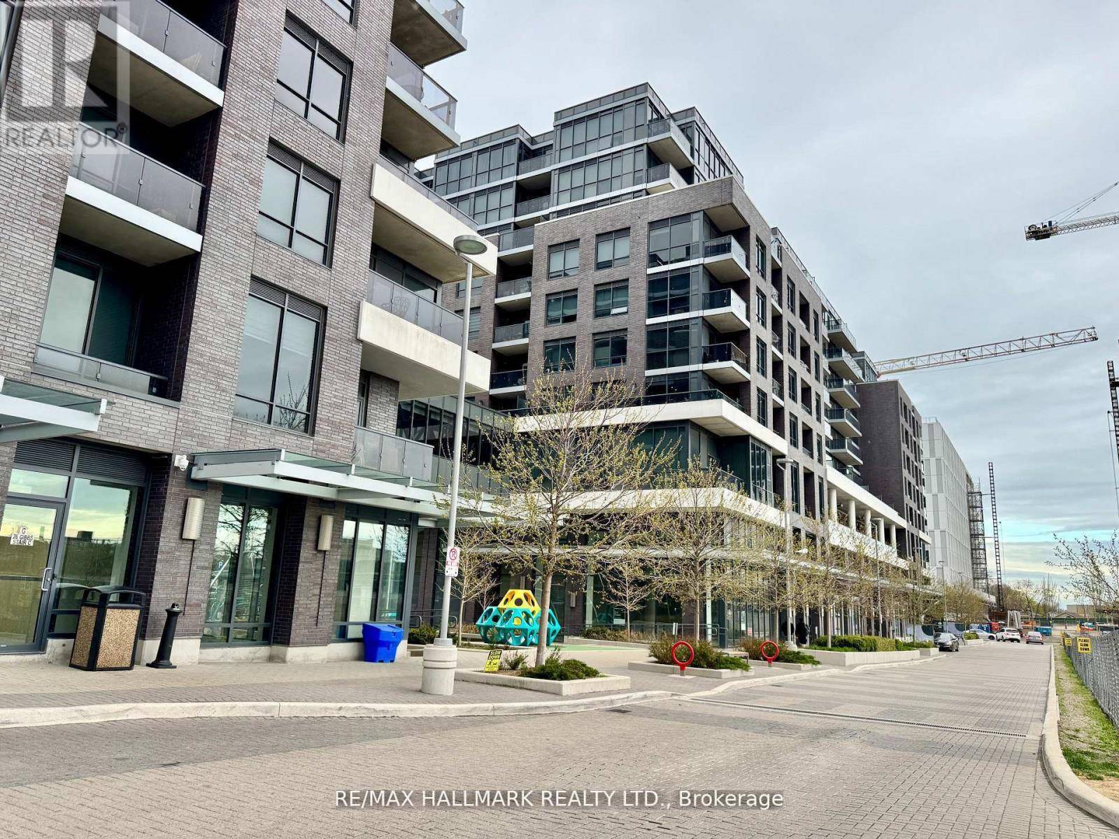 Toronto (islington-city Centre West), ON M9B0E3,26 Gibbs Rd RD #545