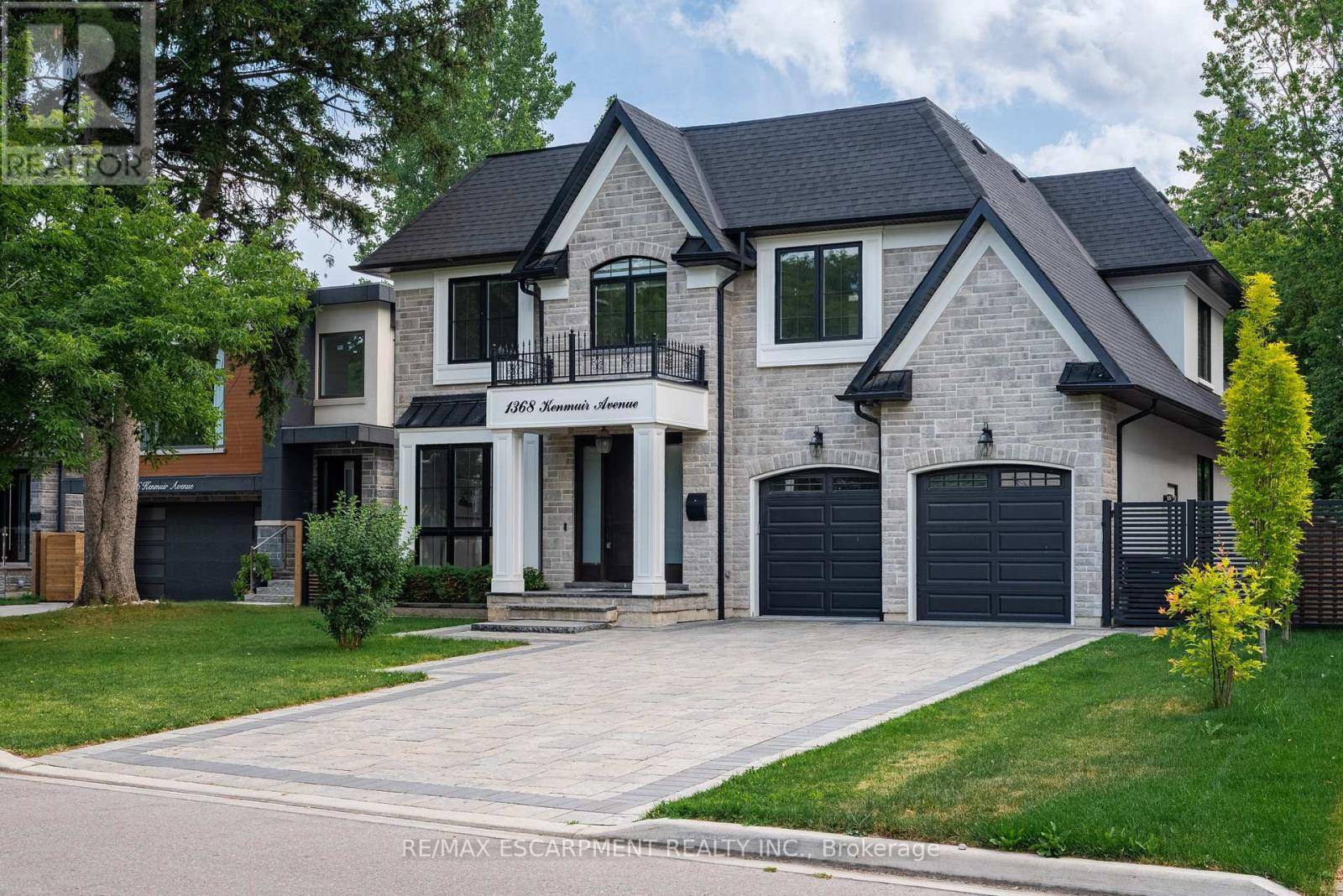 Mississauga (mineola), ON L5G4B4,1368 KENMUIR AVENUE