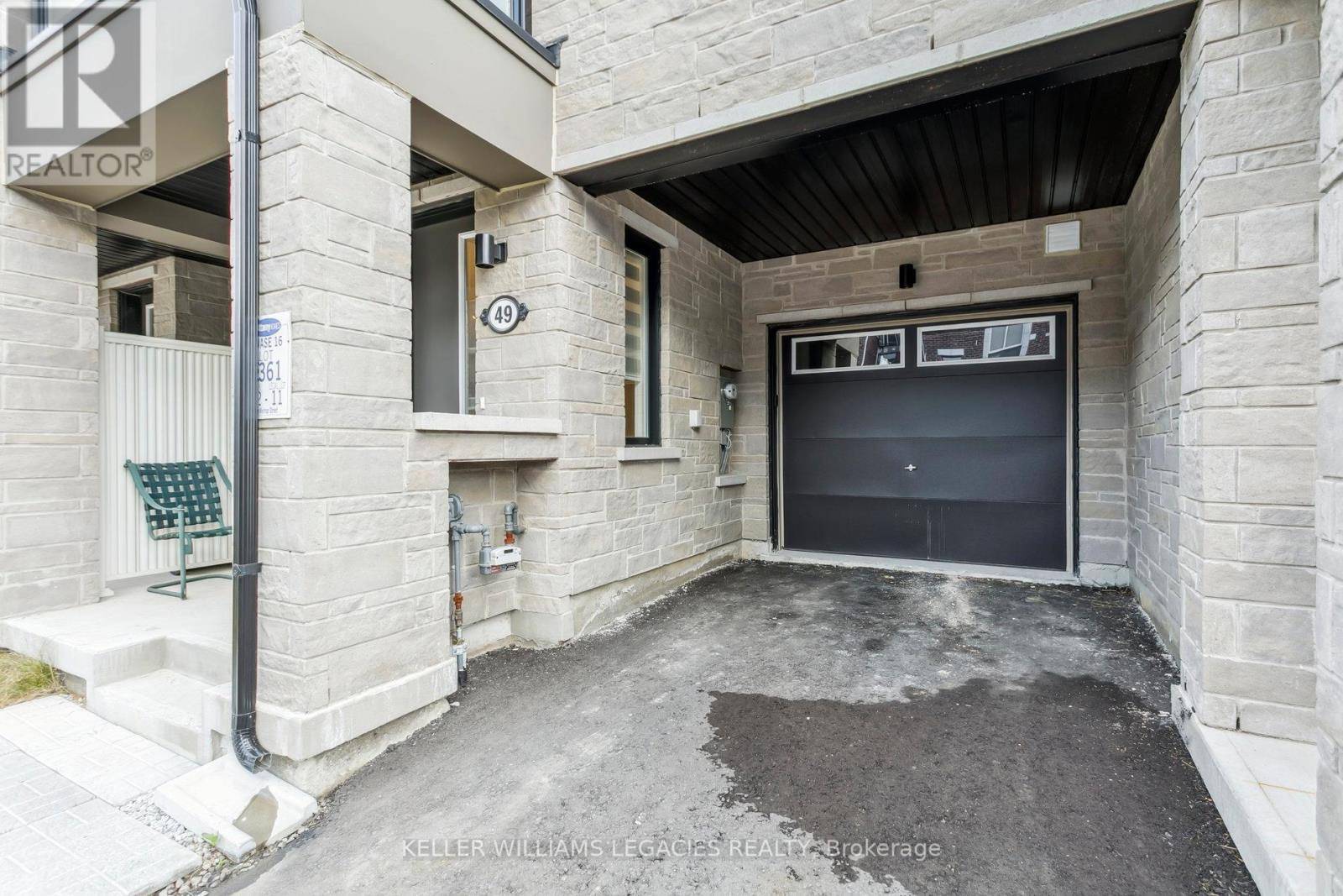 Brampton (northwest Brampton), ON L7A5K5,49 MELMAR STREET