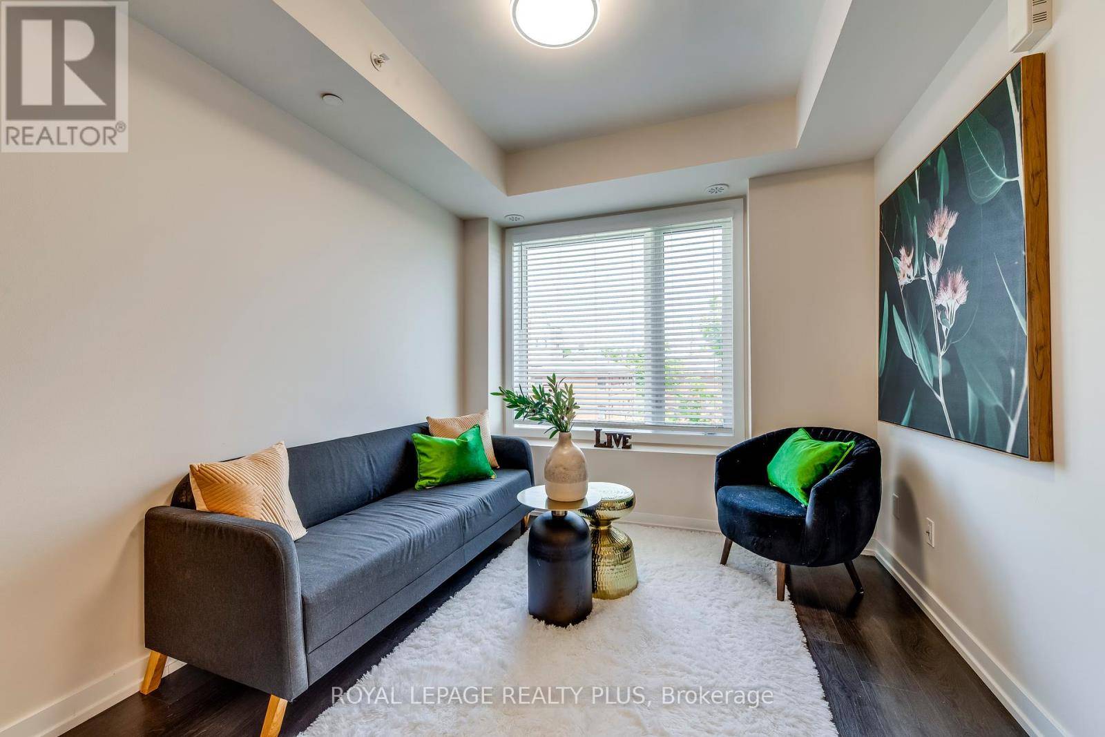 Toronto (mimico), ON M8V1Y8,10 Drummond ST #510