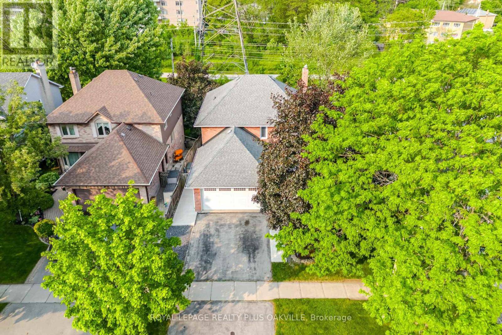 Burlington (brant), ON L7S2C5,1294 HAMMOND STREET