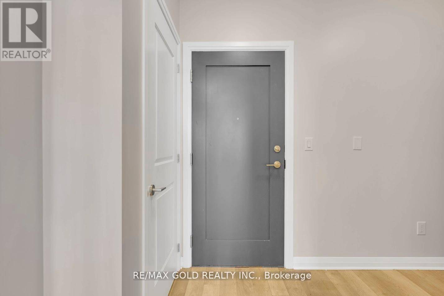 Mississauga (hurontario), ON L5R0G5,5025 Four Springs AVE #703