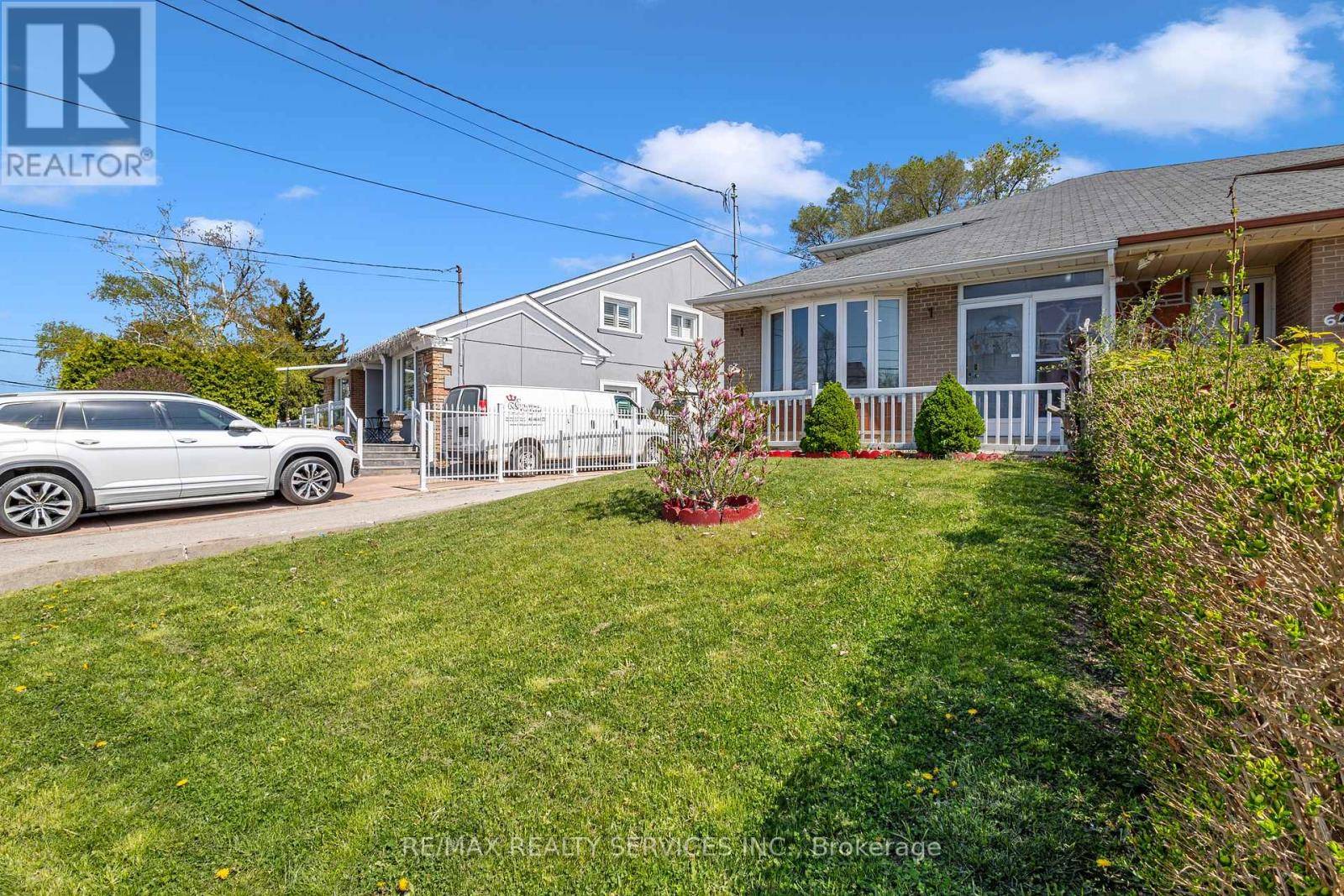 Toronto (glenfield-jane Heights), ON M3L1W6,67 NORTHOVER STREET