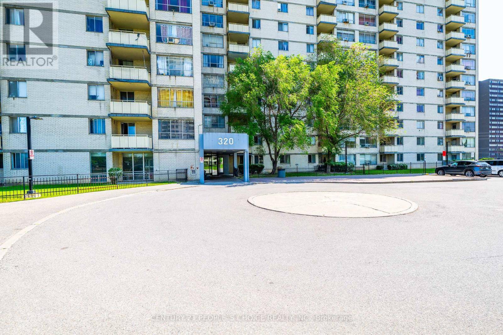 Toronto (kingsview Village-the Westway), ON M9R1S8,320 Dixon RD #105