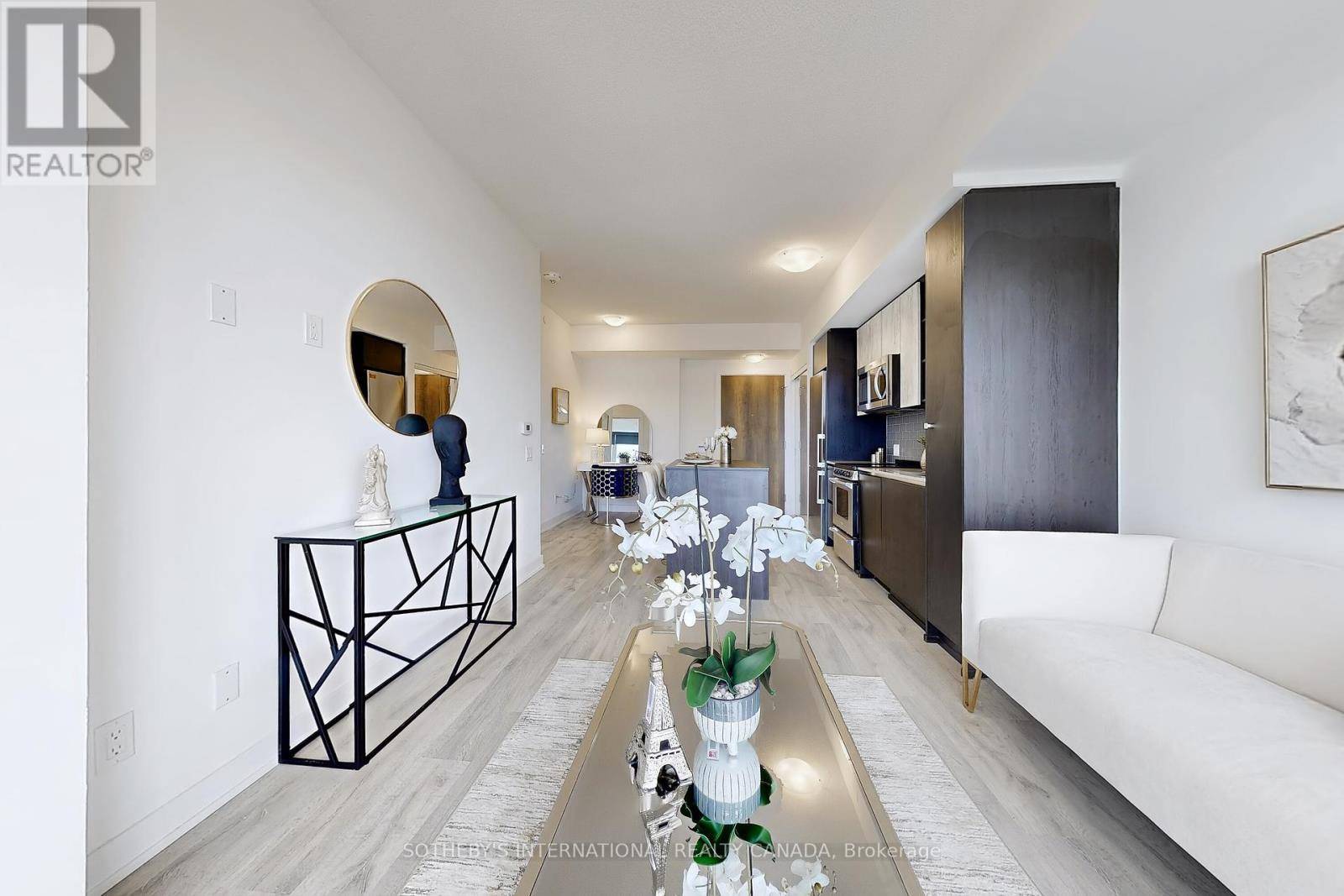 Toronto (mimico), ON M8Y0C7,251 Manitoba ST #2011